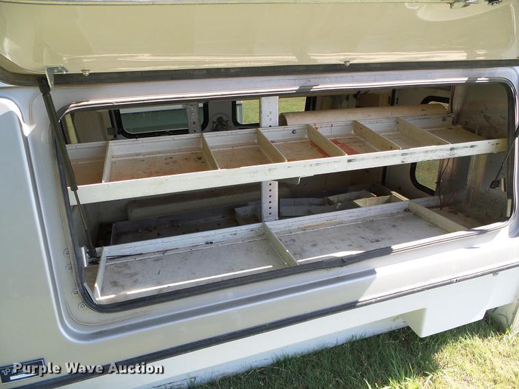 image for item DD5773 FX fiberglass topper