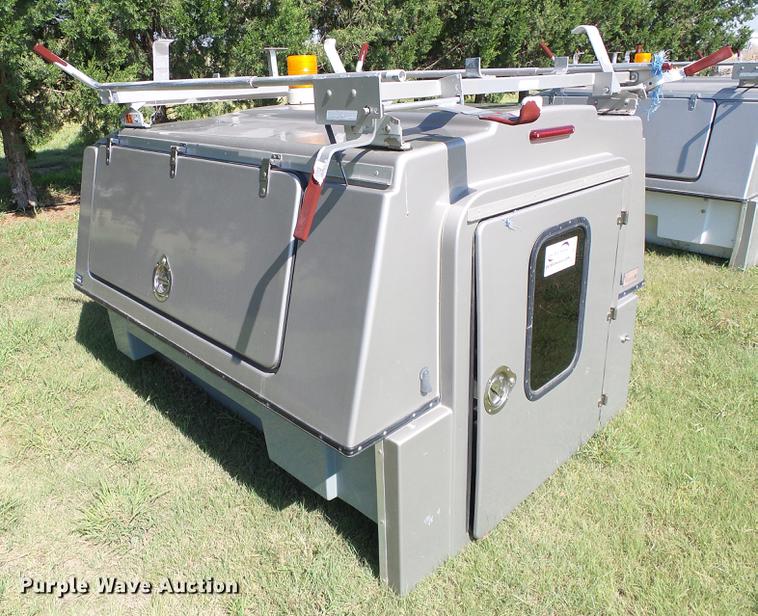 image for item DD5774 FX fiberglass topper