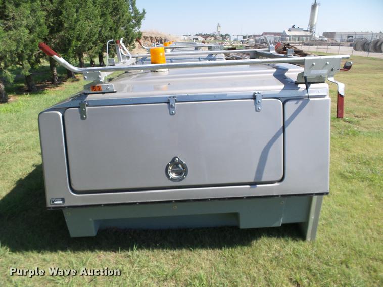 image for item DD5774 FX fiberglass topper