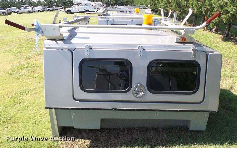 image for item DD5774 FX fiberglass topper