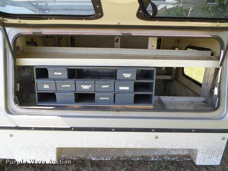 image for item DD5775 FX fiberglass topper