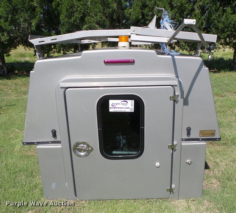 image for item DD5779 FX fiberglass topper