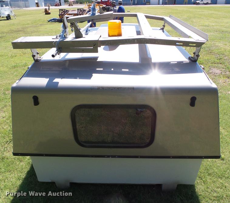 image for item DD5779 FX fiberglass topper