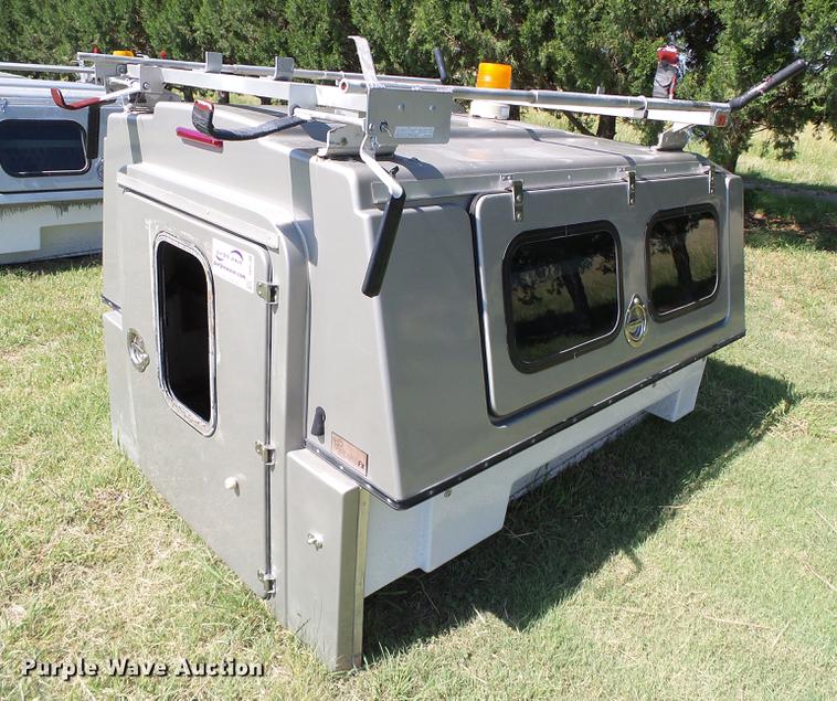 image for item DD5780 FX fiberglass topper