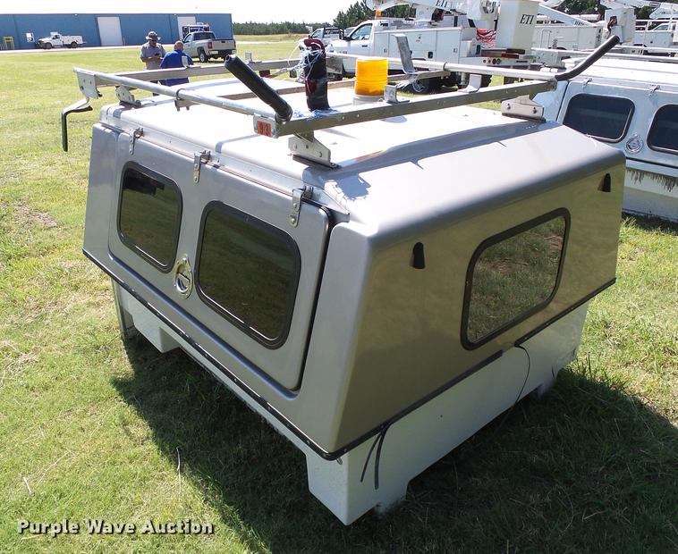 image for item DD5780 FX fiberglass topper