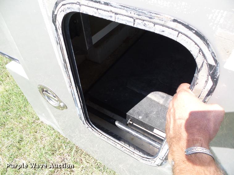 image for item DD5780 FX fiberglass topper