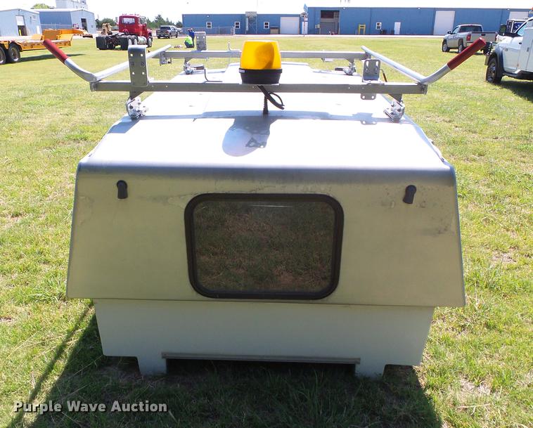 image for item DD5781 Fibre Body fiberglass topper