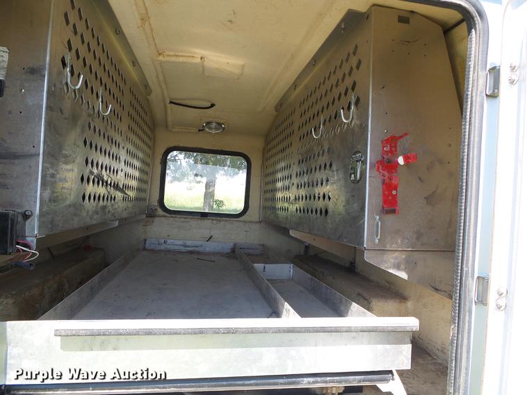 image for item DD5781 Fibre Body fiberglass topper