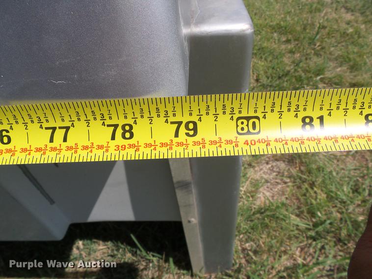 image for item DD5781 Fibre Body fiberglass topper