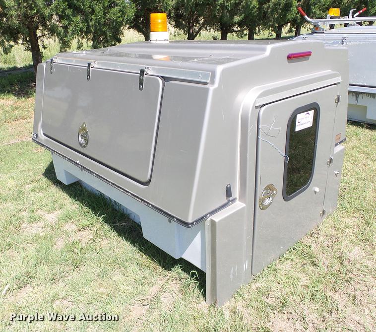 image for item DD5782 FX fiberglass topper