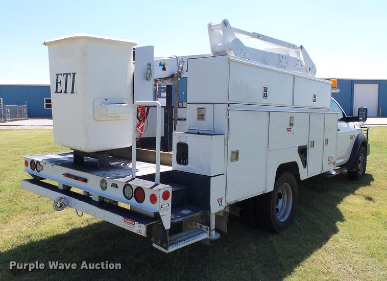 image for item DD5783 2011 Dodge Ram 5500 bucket truck