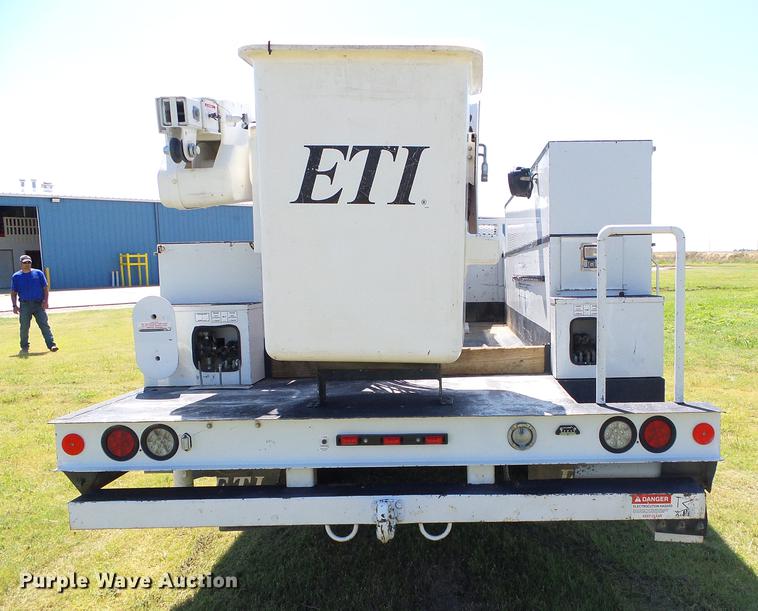 image for item DD5783 2011 Dodge Ram 5500 bucket truck