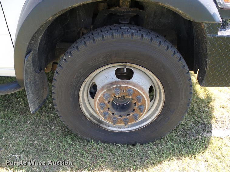 image for item DD5783 2011 Dodge Ram 5500 bucket truck