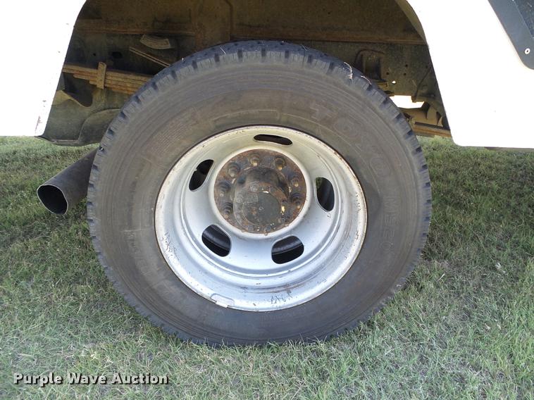 image for item DD5783 2011 Dodge Ram 5500 bucket truck