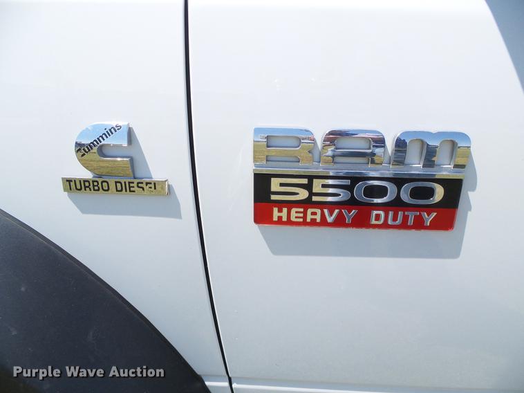 image for item DD5783 2011 Dodge Ram 5500 bucket truck