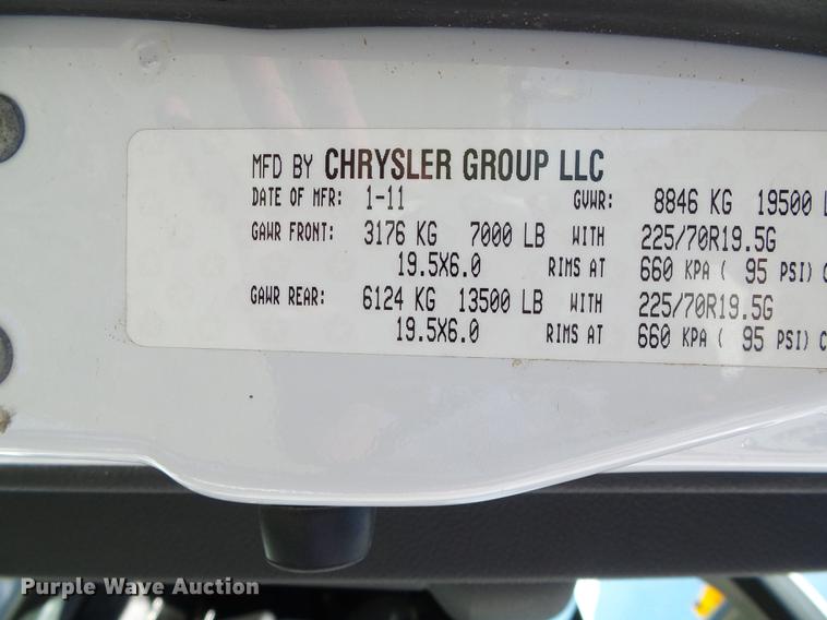 image for item DD5783 2011 Dodge Ram 5500 bucket truck