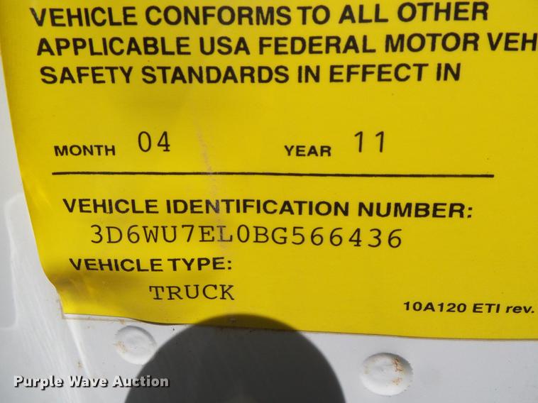 image for item DD5783 2011 Dodge Ram 5500 bucket truck