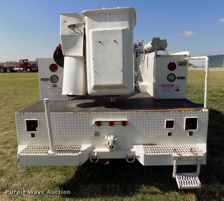 image for item DD5784 1994 Ford F700 bucket truck