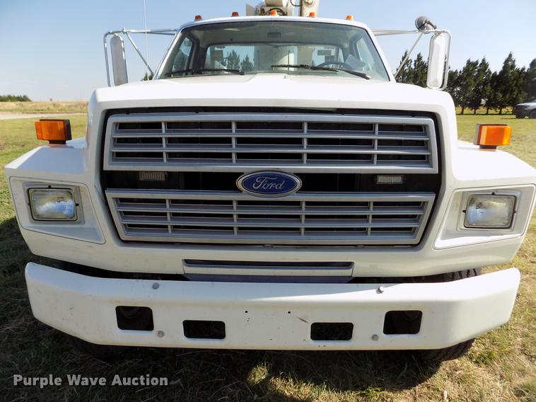 image for item DD5784 1994 Ford F700 bucket truck