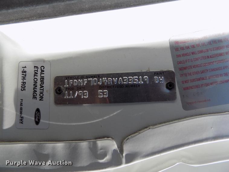 image for item DD5784 1994 Ford F700 bucket truck