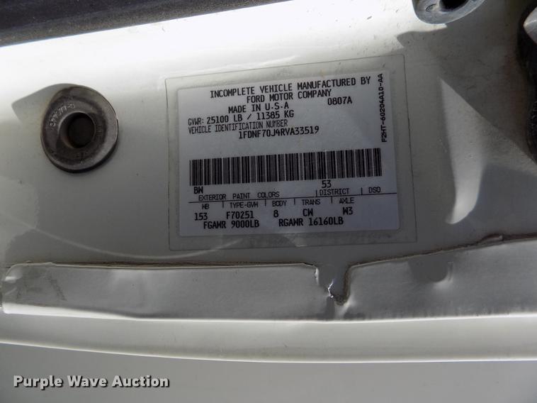 image for item DD5784 1994 Ford F700 bucket truck