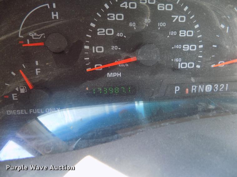 image for item DD5785 2004 Ford F450 Super Duty XL bucket truck