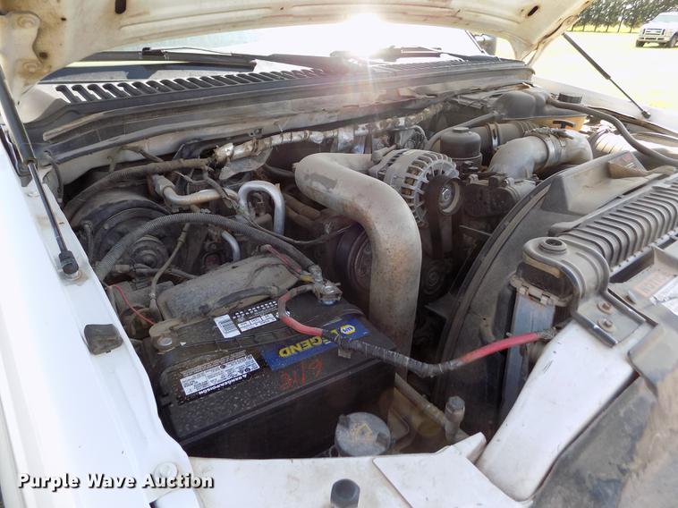 image for item DD5785 2004 Ford F450 Super Duty XL bucket truck