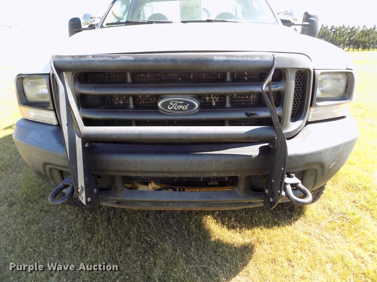 image for item DD5785 2004 Ford F450 Super Duty XL bucket truck