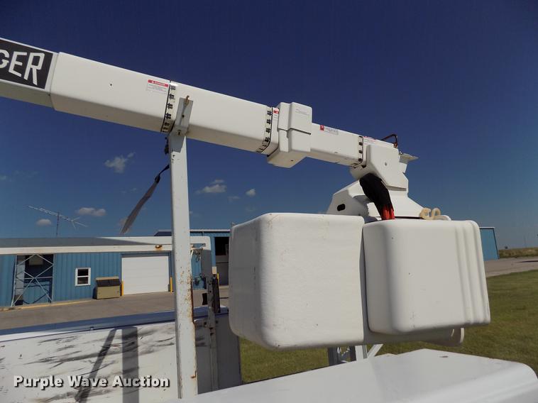 image for item DD5785 2004 Ford F450 Super Duty XL bucket truck