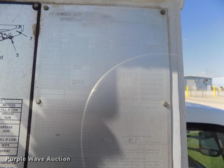 image for item DD5785 2004 Ford F450 Super Duty XL bucket truck