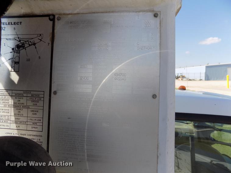 image for item DD5785 2004 Ford F450 Super Duty XL bucket truck