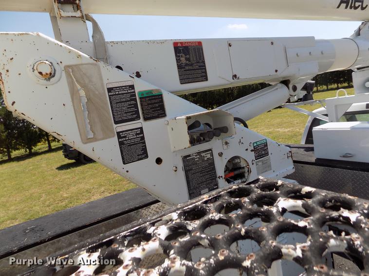 image for item DD5786 2002 Ford F550 Super Duty bucket truck