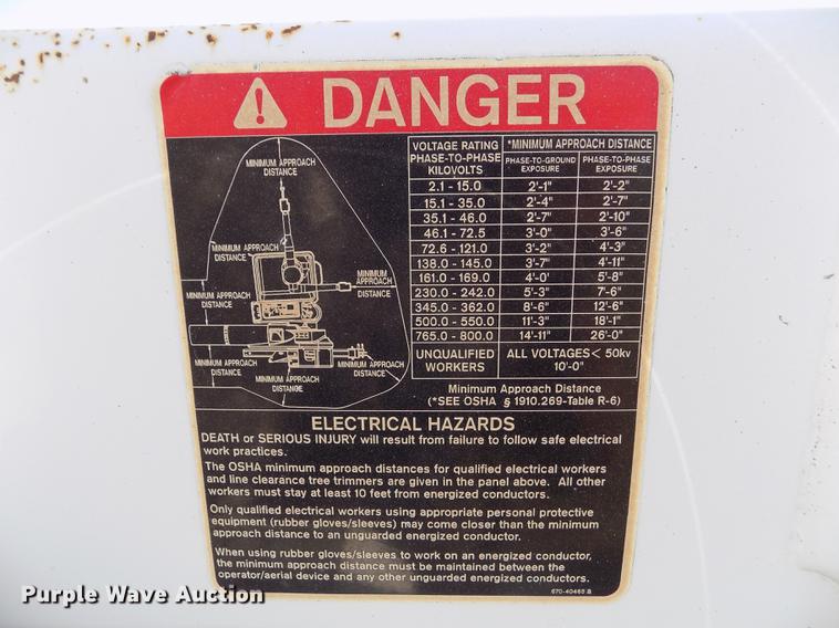 image for item DD5786 2002 Ford F550 Super Duty bucket truck