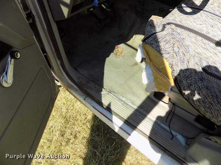 image for item DD5787 1994 Chevrolet C3500 bucket truck