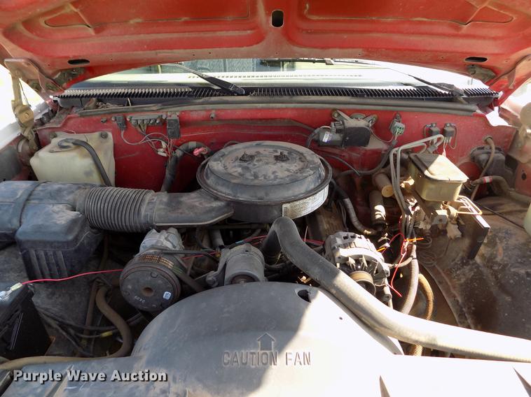 image for item DD5787 1994 Chevrolet C3500 bucket truck