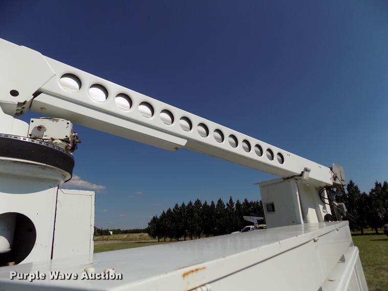 image for item DD5787 1994 Chevrolet C3500 bucket truck