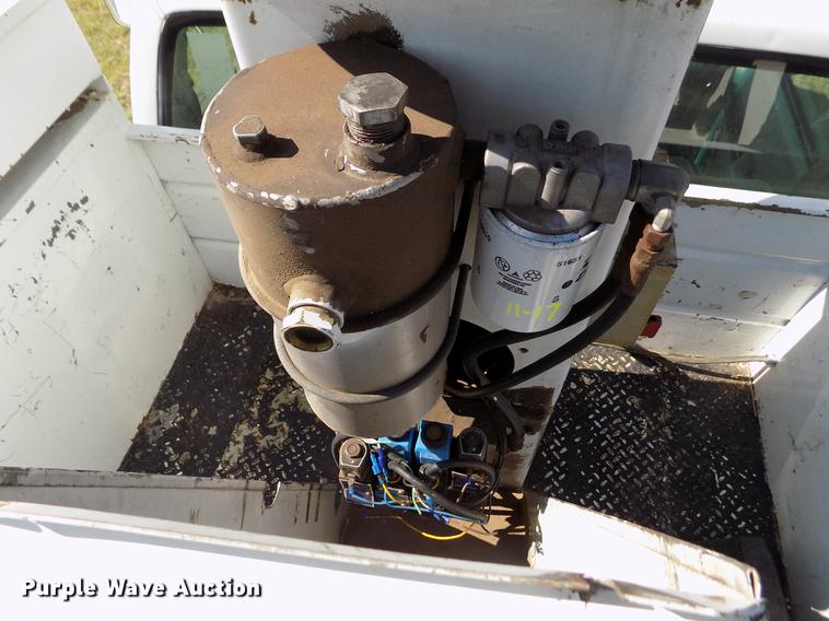 image for item DD5787 1994 Chevrolet C3500 bucket truck