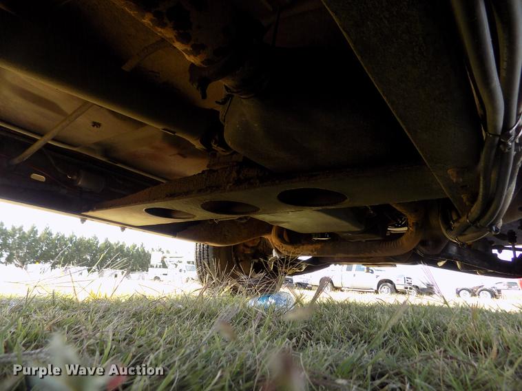 image for item DD5787 1994 Chevrolet C3500 bucket truck