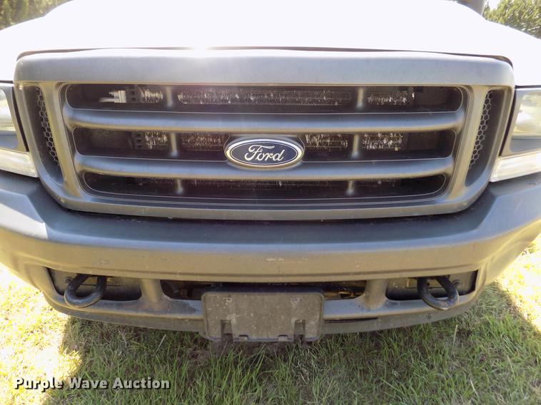 image for item DD5788 2003 Ford F550 Super Duty flatbed truck
