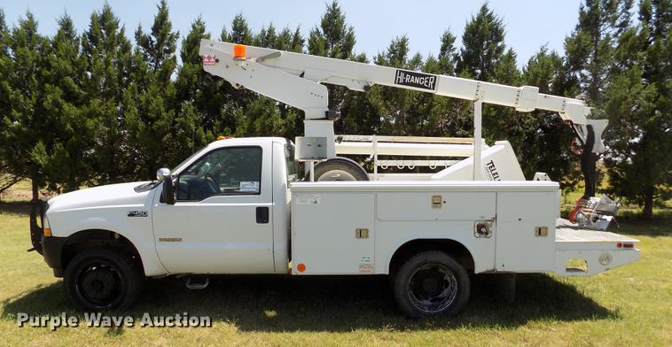 image for item DD5789 2004 Ford F450 Super Duty XL bucket truck