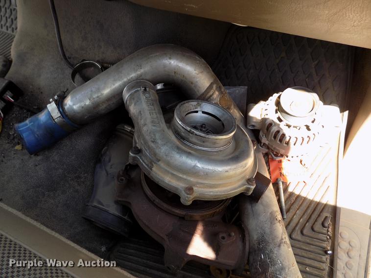 image for item DD5789 2004 Ford F450 Super Duty XL bucket truck