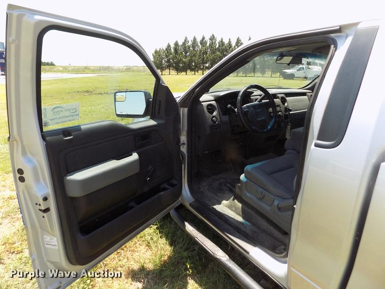 image for item DD5790 2013 Ford F150 XL pickup truck