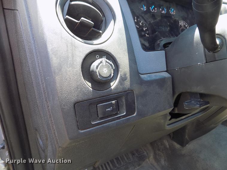 image for item DD5790 2013 Ford F150 XL pickup truck