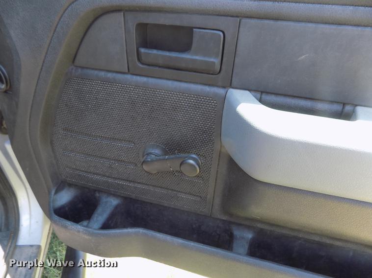 image for item DD5790 2013 Ford F150 XL pickup truck