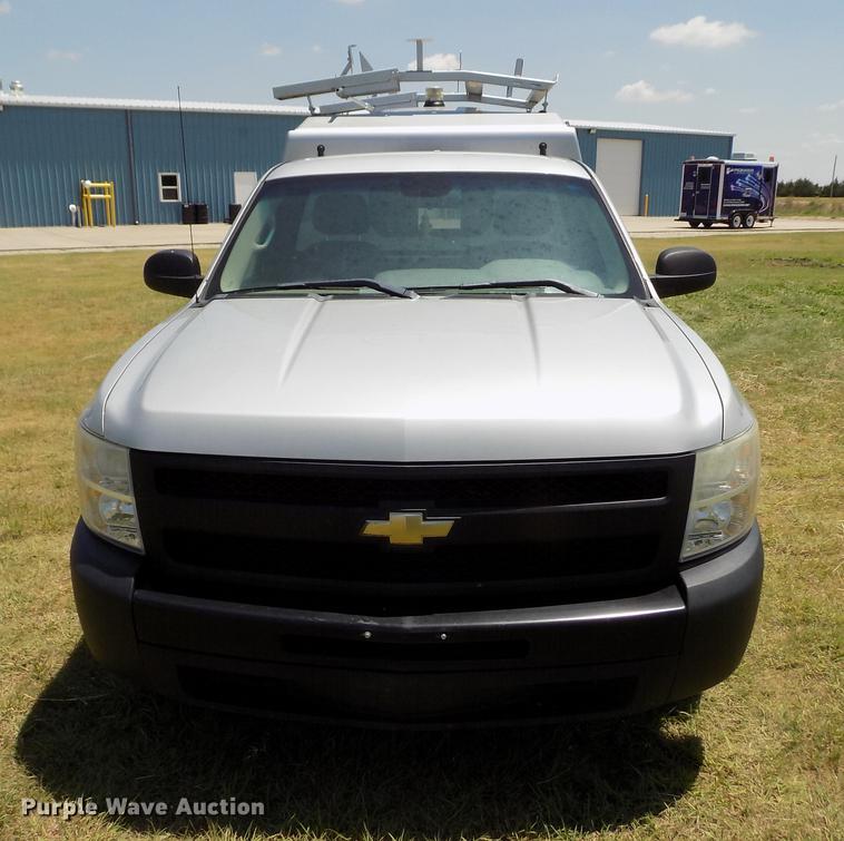 image for item DD5792 2011 Chevrolet Silverado 1500 pickup truck