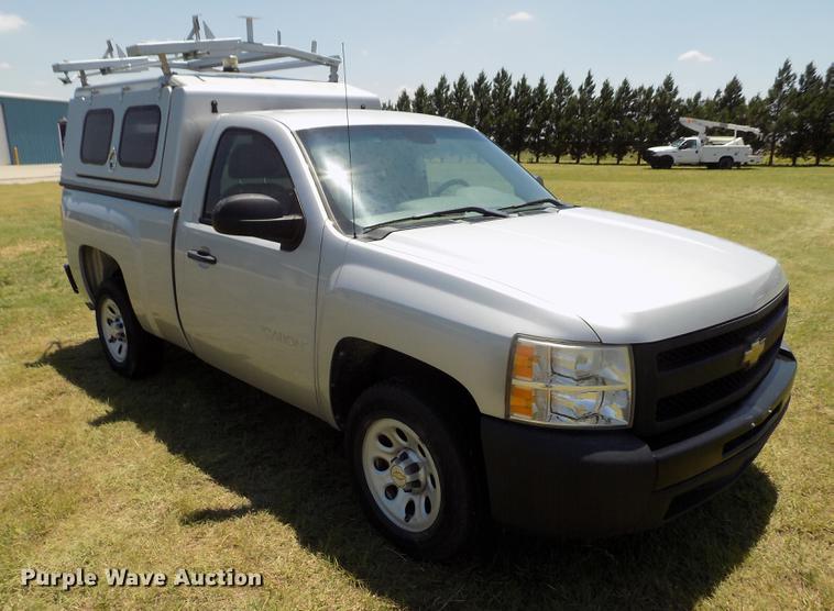 image for item DD5792 2011 Chevrolet Silverado 1500 pickup truck
