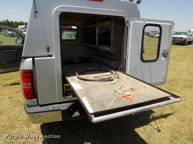 image for item DD5792 2011 Chevrolet Silverado 1500 pickup truck