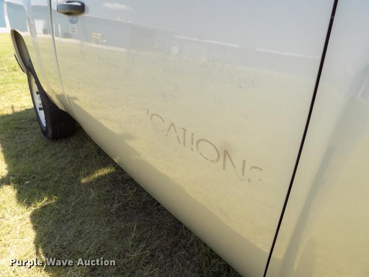 image for item DD5792 2011 Chevrolet Silverado 1500 pickup truck