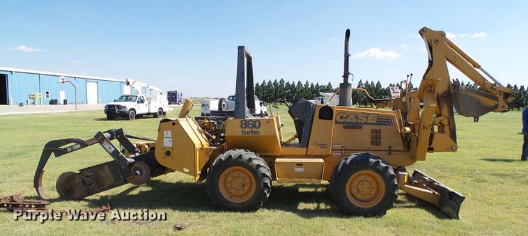 image for item DD5795 1995 Case 860 trencher