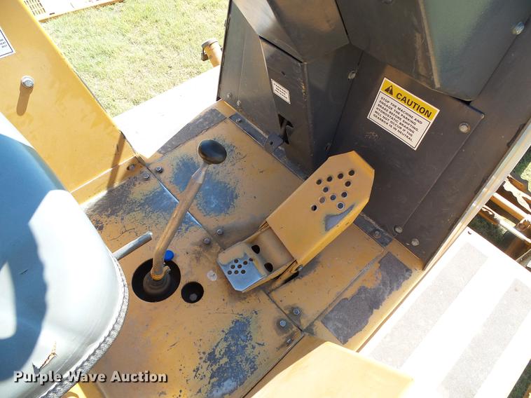 image for item DD5795 1995 Case 860 trencher